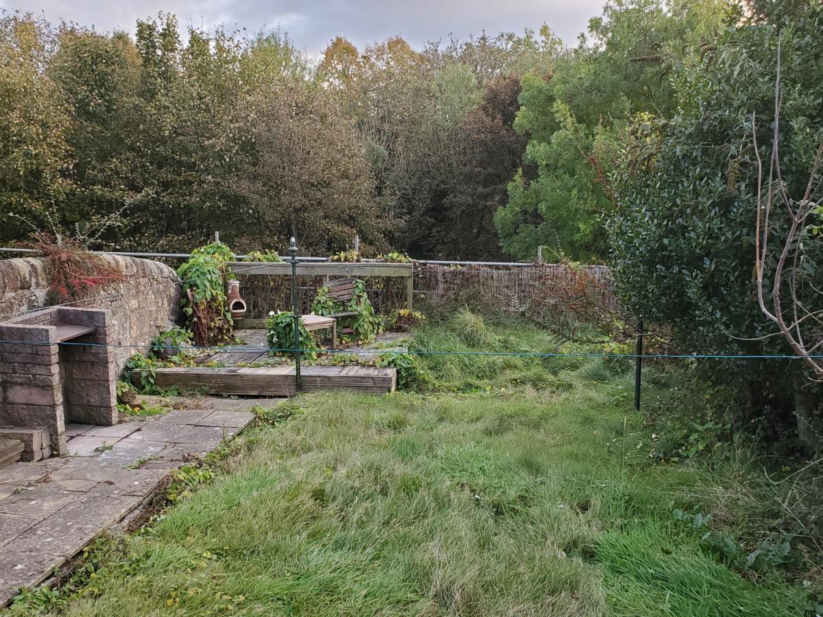 Carvetii - Mayhaven House - Tranquil Cul-De-Sac - 2 Bedrooms, Sleeps 4 Guests Dunfermline Exterior photo